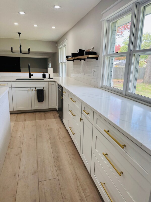 Building Photo - 5800 Ponderosa Dr