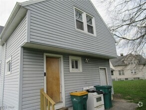 Building Photo - 5137 Miller Ave
