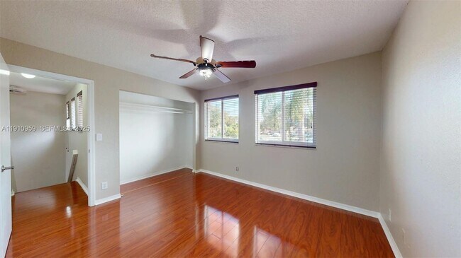 Building Photo - 11175 SW 17th Manor