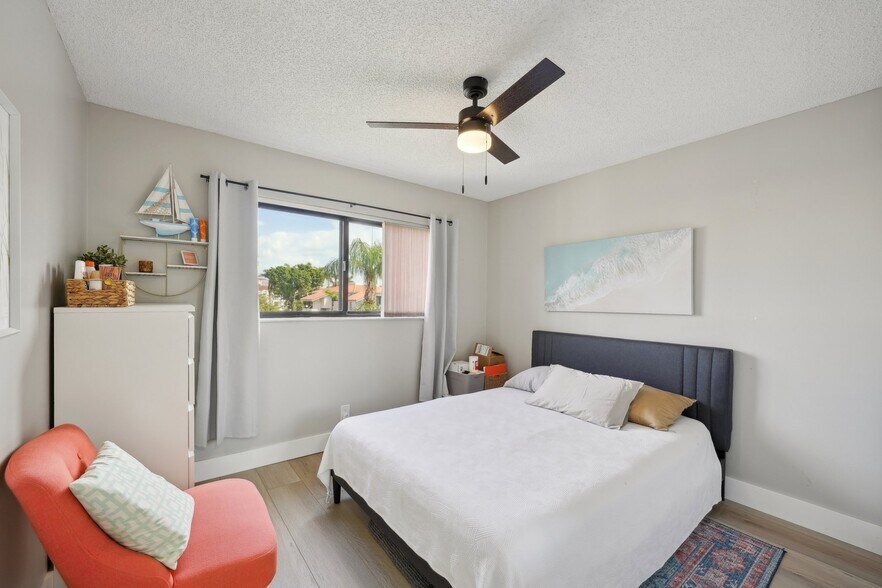 Second bedroom - 6277 Bahia del Mar Blvd