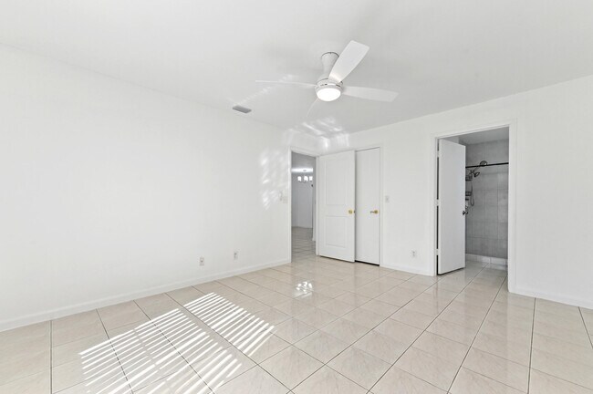 Building Photo - 13751 59th Ln N