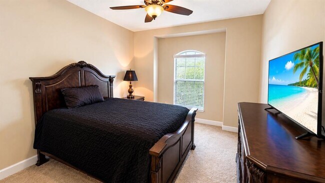 Building Photo - 2519 Vaccaro Dr