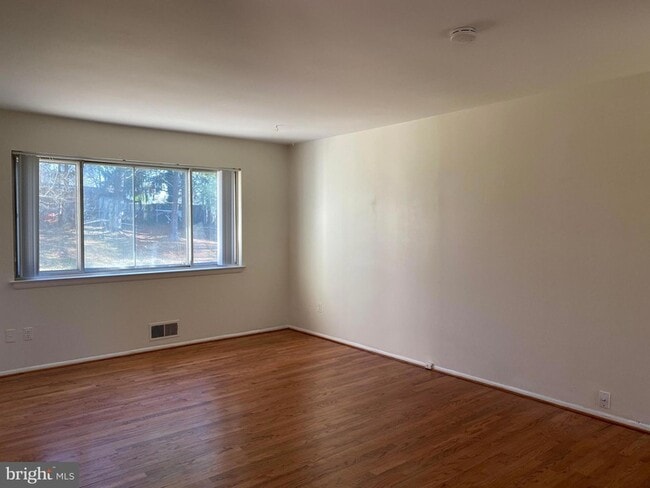 Building Photo - 12909 Chathlake Ln