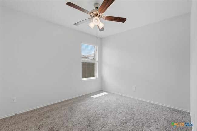 Building Photo - 1310 Prospector Trl