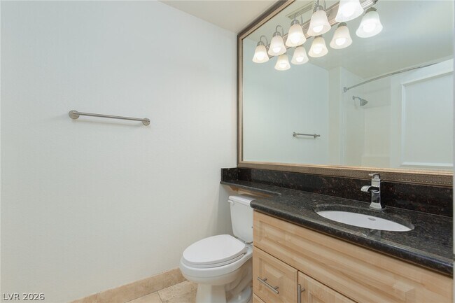 Building Photo - 210 E Flamingo Rd