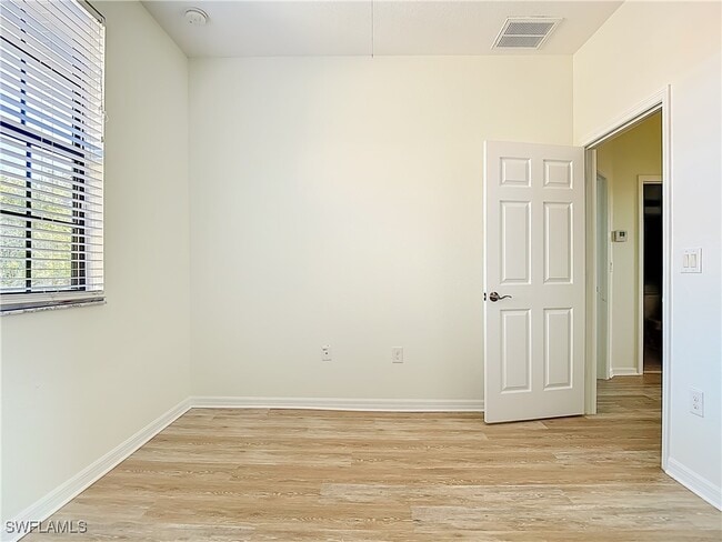 Building Photo - 7376 Bristol Cir