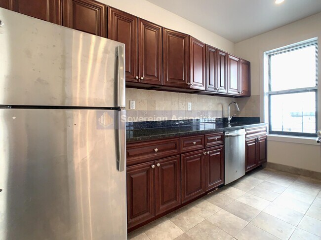 Building Photo - 270 Fort Washington Ave