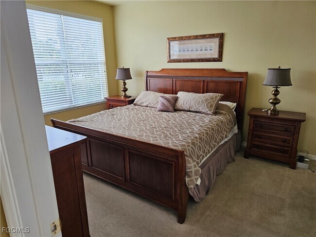 Building Photo - 11004 Mill Creek Way