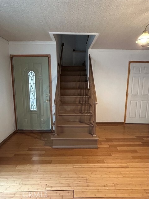 Building Photo - 428 N Hollywood Way