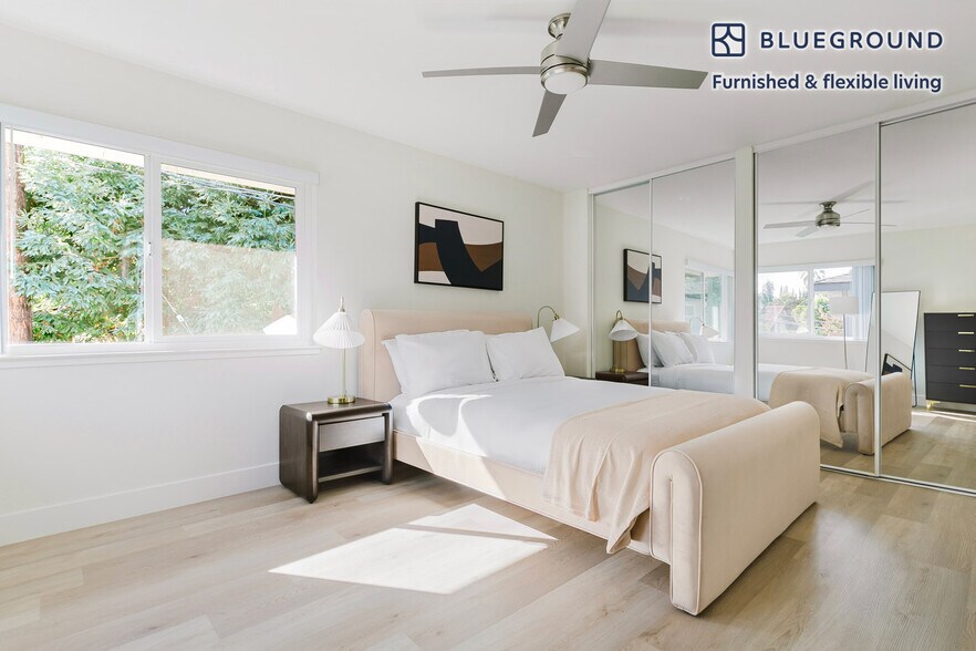 Building Photo - 854 Jordan Ave