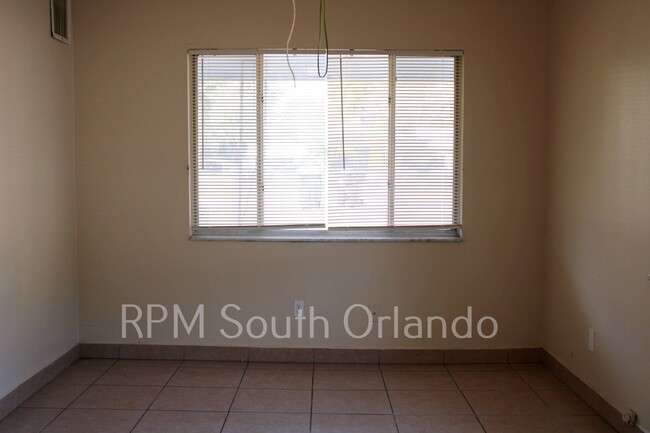 Building Photo - Spacious 4-Bedroom Home for Rent in Orlando!