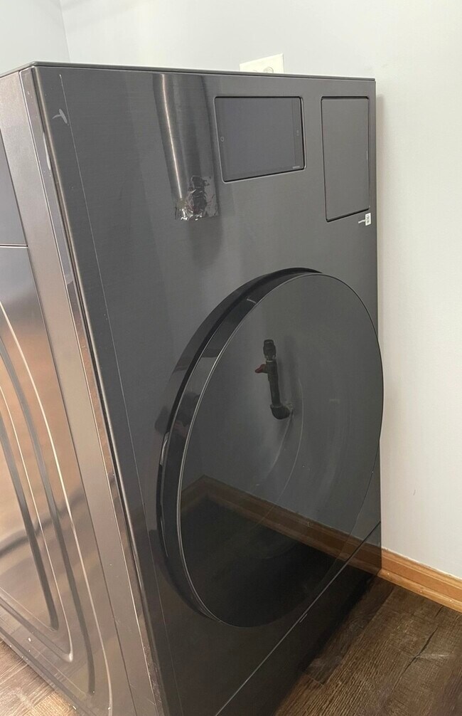 Building Photo - 16623 Natoma Dr