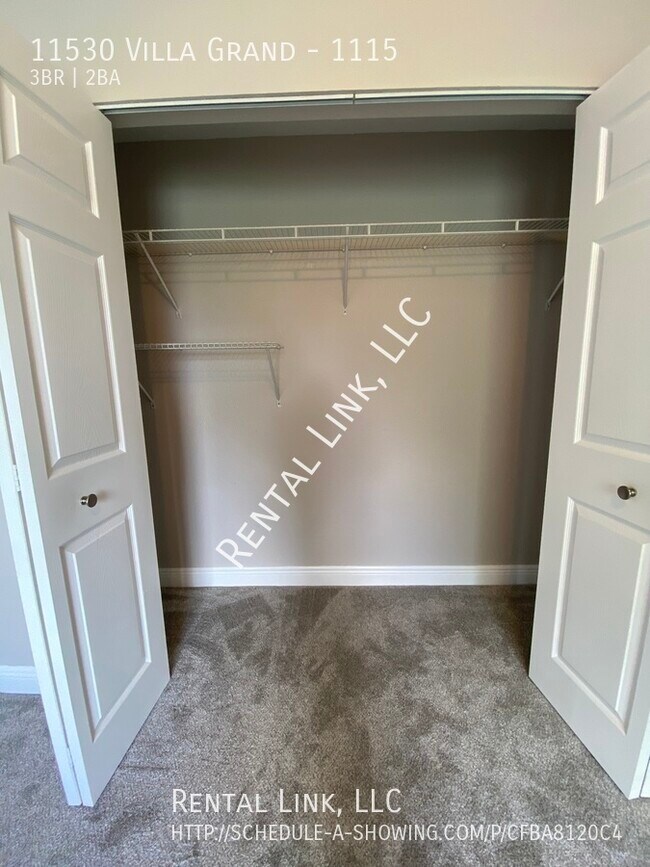 Building Photo - 11530 Villa Grand