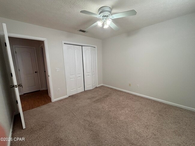 Building Photo - 3611 Eagle Ln