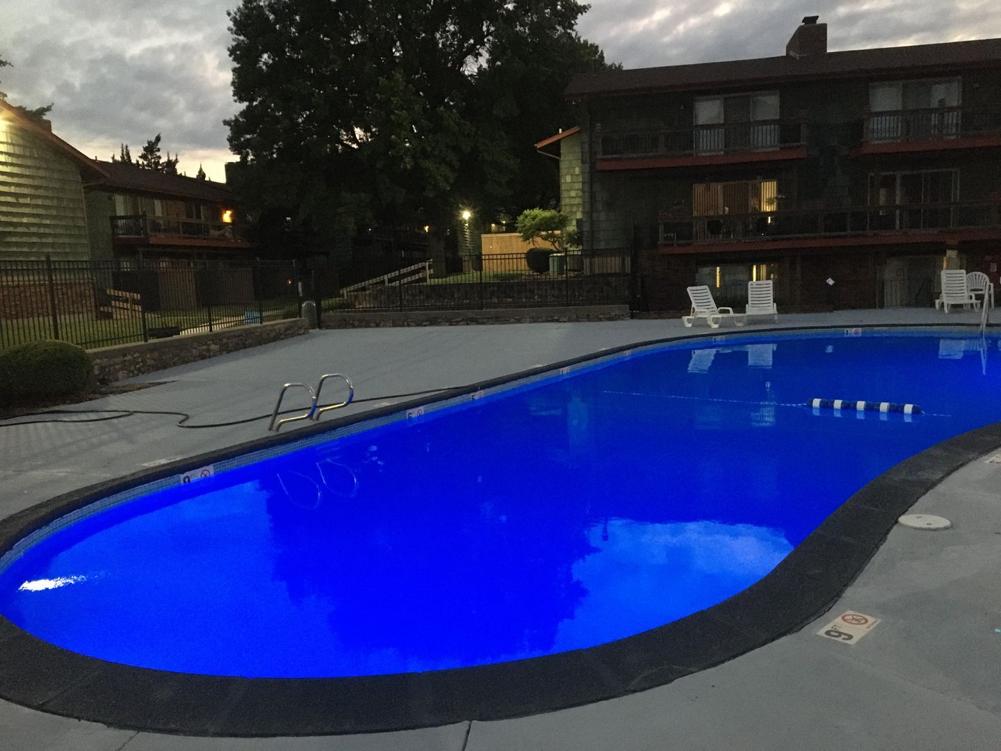 Oasis Apartments 10900 Oasis Ct Shawnee KS 66203 Apartment Finder