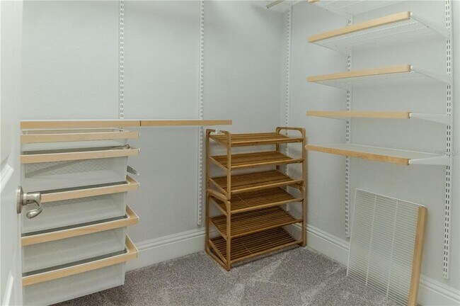 Building Photo - 13125 Casabella Dr