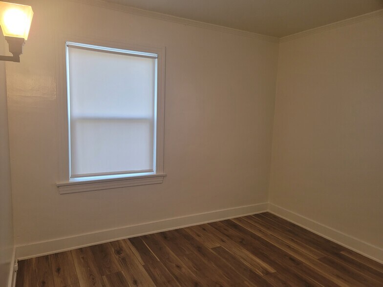 Bedroom - 4427 4th Ave