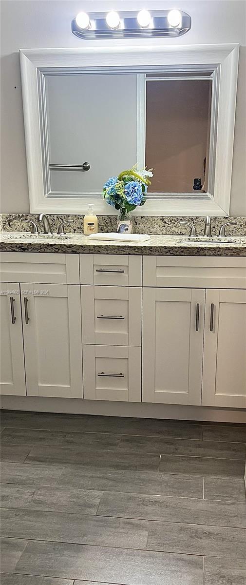 Building Photo - 3951 NW 92nd Ave