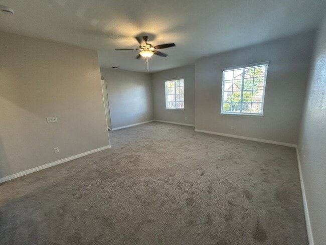 Building Photo - Remodeled Temecula 4 Bedroom