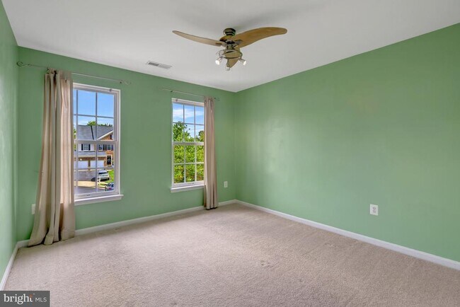 Building Photo - 6001 Alderdale Pl