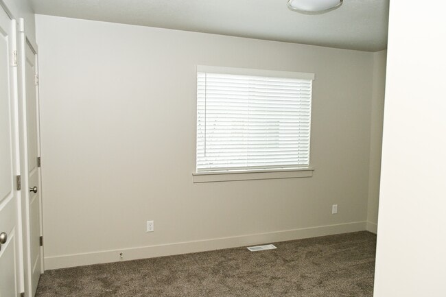 Building Photo - 2814 W 450 N