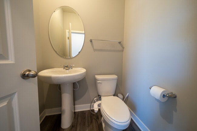 Building Photo - 17073 Dysart Pl