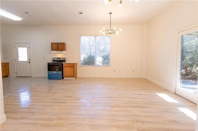 Building Photo - 67364-67341 Highway