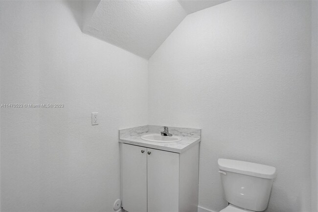 Building Photo - 58 SW 3rd Ct