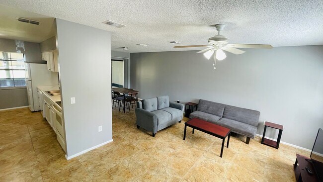 Building Photo - 2706 Graduate Ct