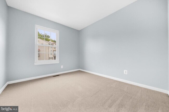 Building Photo - 16880 Jed Forest Ln