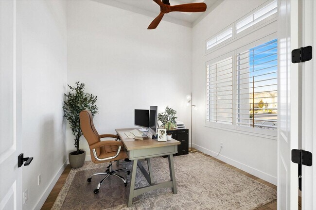 Building Photo - 4739 Fish Rock Cir