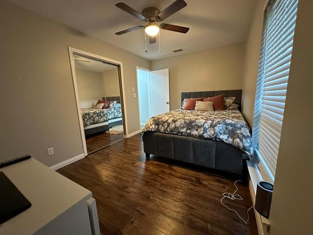 Building Photo - 1803 Redbud Cir