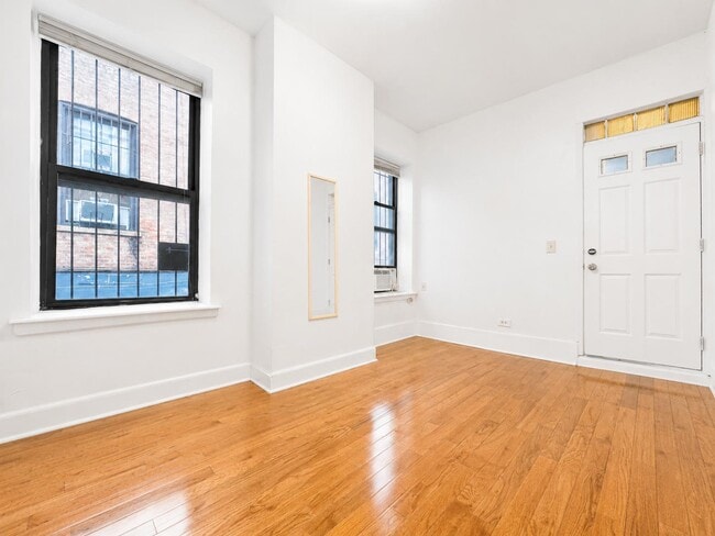 Floorplan - 182 Claremont Avenue