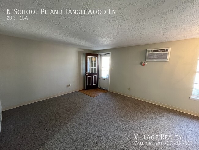 Building Photo - No Steps! Roomy 2-Bed with A/C & Off-Stree...