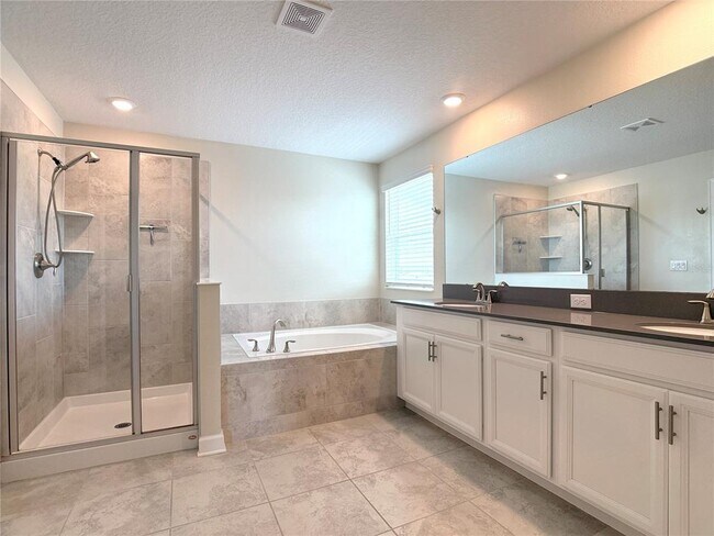 Building Photo - 2638 Camden Pk Lp