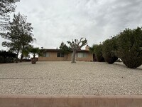 Building Photo - Victorville - 3 Bedrooms, 2 Bathrooms, New Paint, New Blinds, Tile Floors