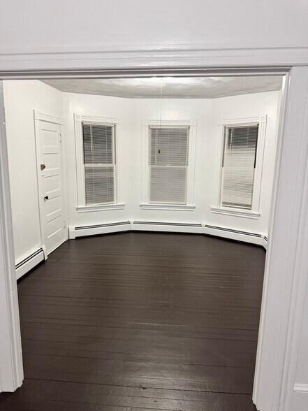 Living room - 26 Wallace St