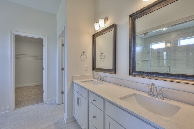 Building Photo - 3514 Howard T Smith Dr