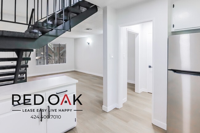 Building Photo - 4737 Orion Ave