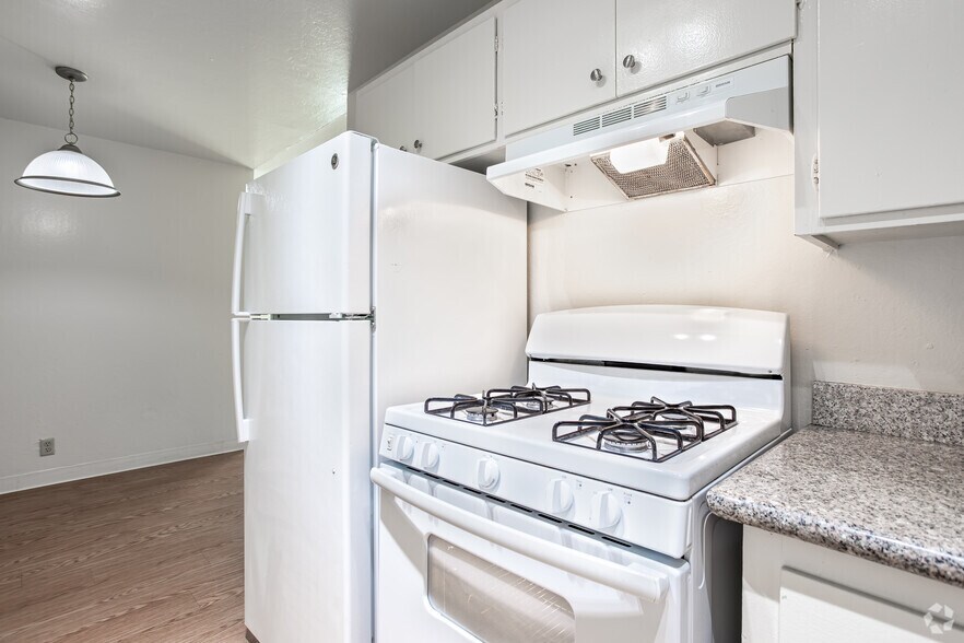 Walnut Creek Apartments 1595 Sunnyvale Ave Walnut Creek CA 94597