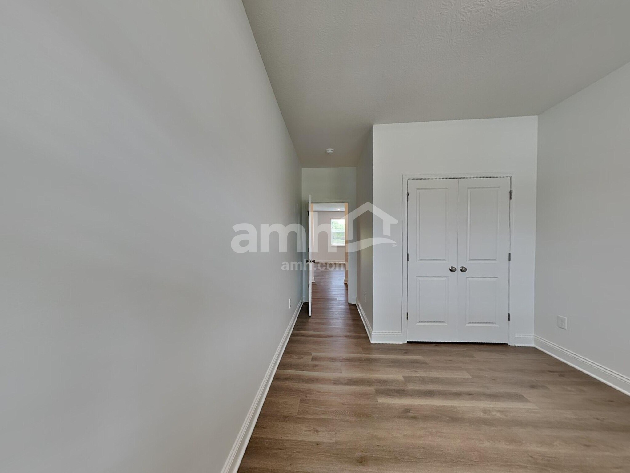 Building Photo - 412 Golden Maple Pl