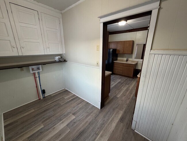 Building Photo - 509 High Ave