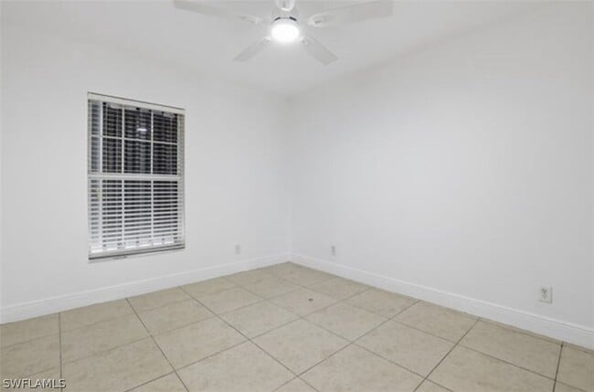 Building Photo - 2354 NW 36th Pl