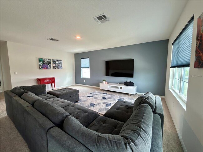 Building Photo - 9004 Tuscan Cypress St