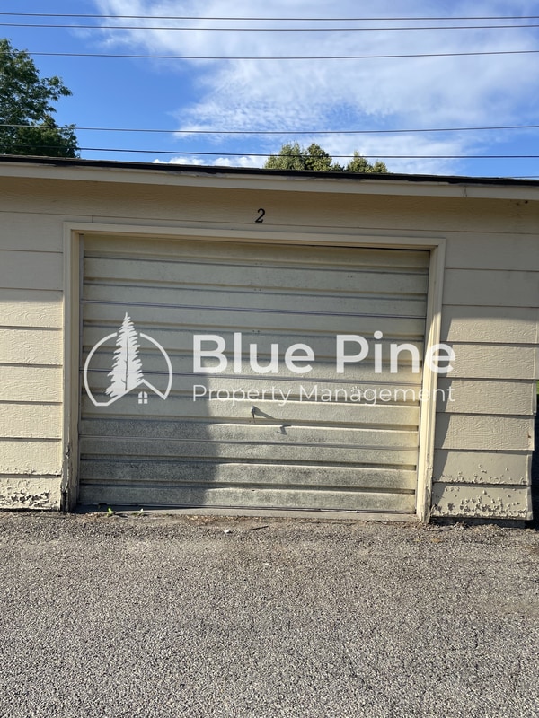 Building Photo - 1489 Mountain View Ln