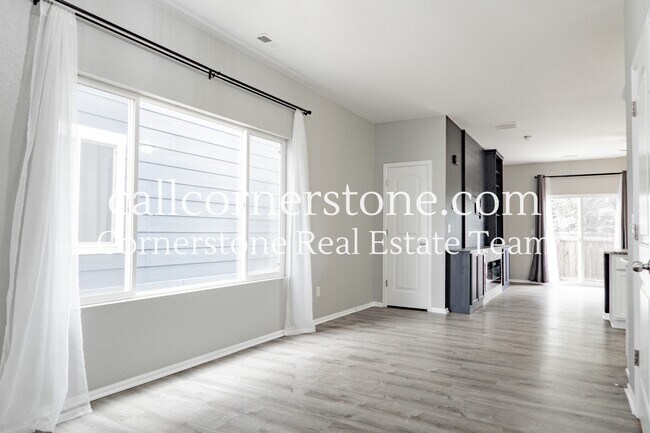 Building Photo - 2311 Washo Cir