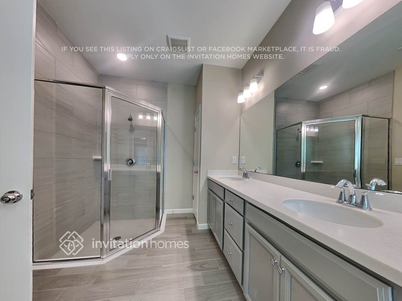 Building Photo - 11238 Oyster Creek Rd