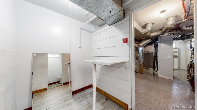 Building Photo - 3090 S Marion St