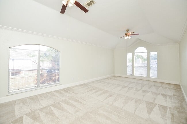 Building Photo - 21210 Woodland Green Dr