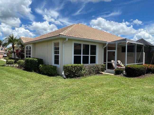 Building Photo - Short Term Rental ** Available 10/1/25 ** ...